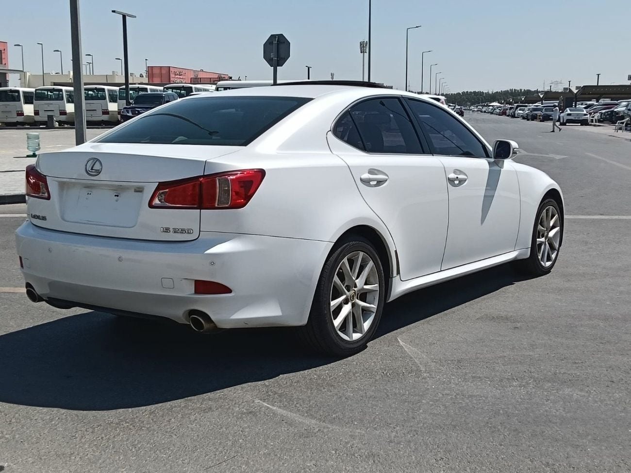 لكزس IS 250 PREMIER
