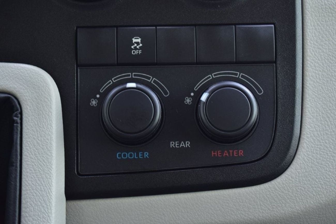 Toyota Hiace 2026 MODEL TOYOTA HIACE HIGH ROOF 2.8L DIESEL 13-SEATER MANUAL TRANSMISSION