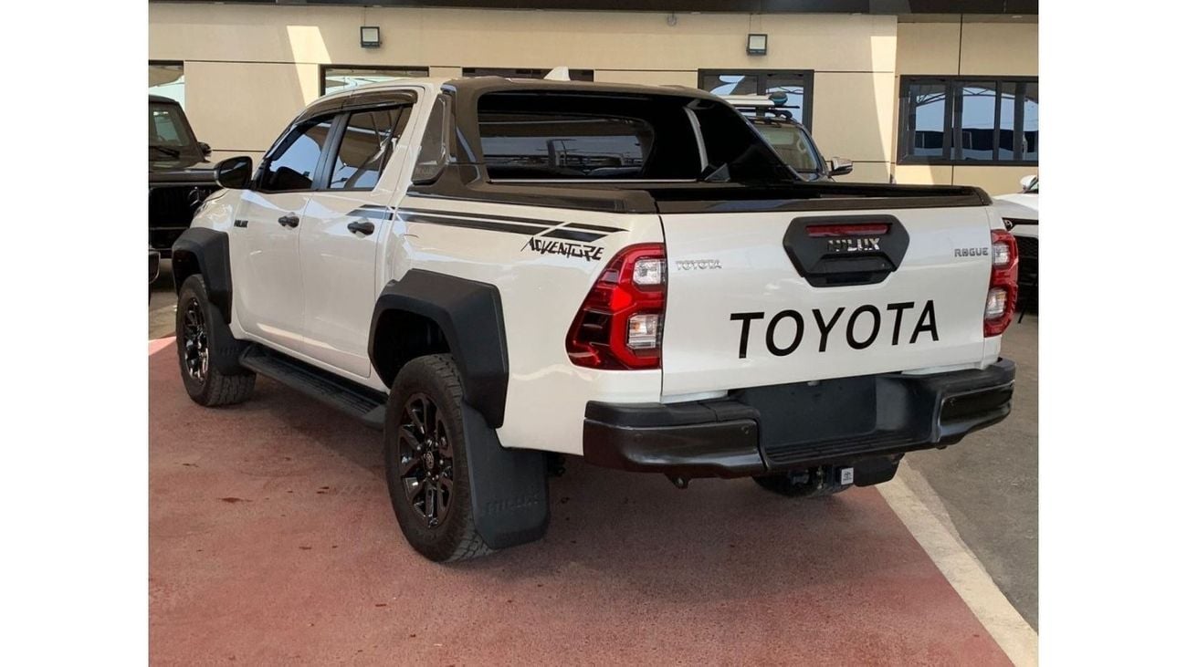 تويوتا هيلوكس GR سبورت