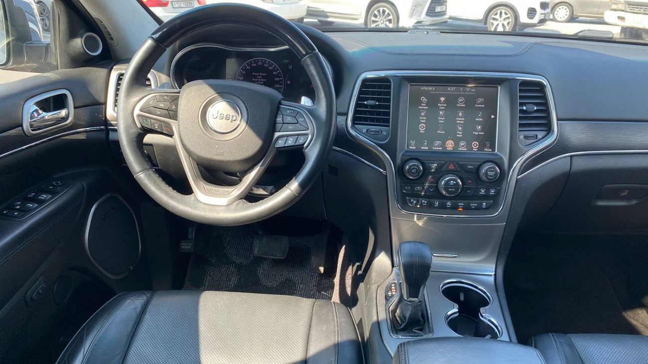 جيب جراند شيروكي ساميت