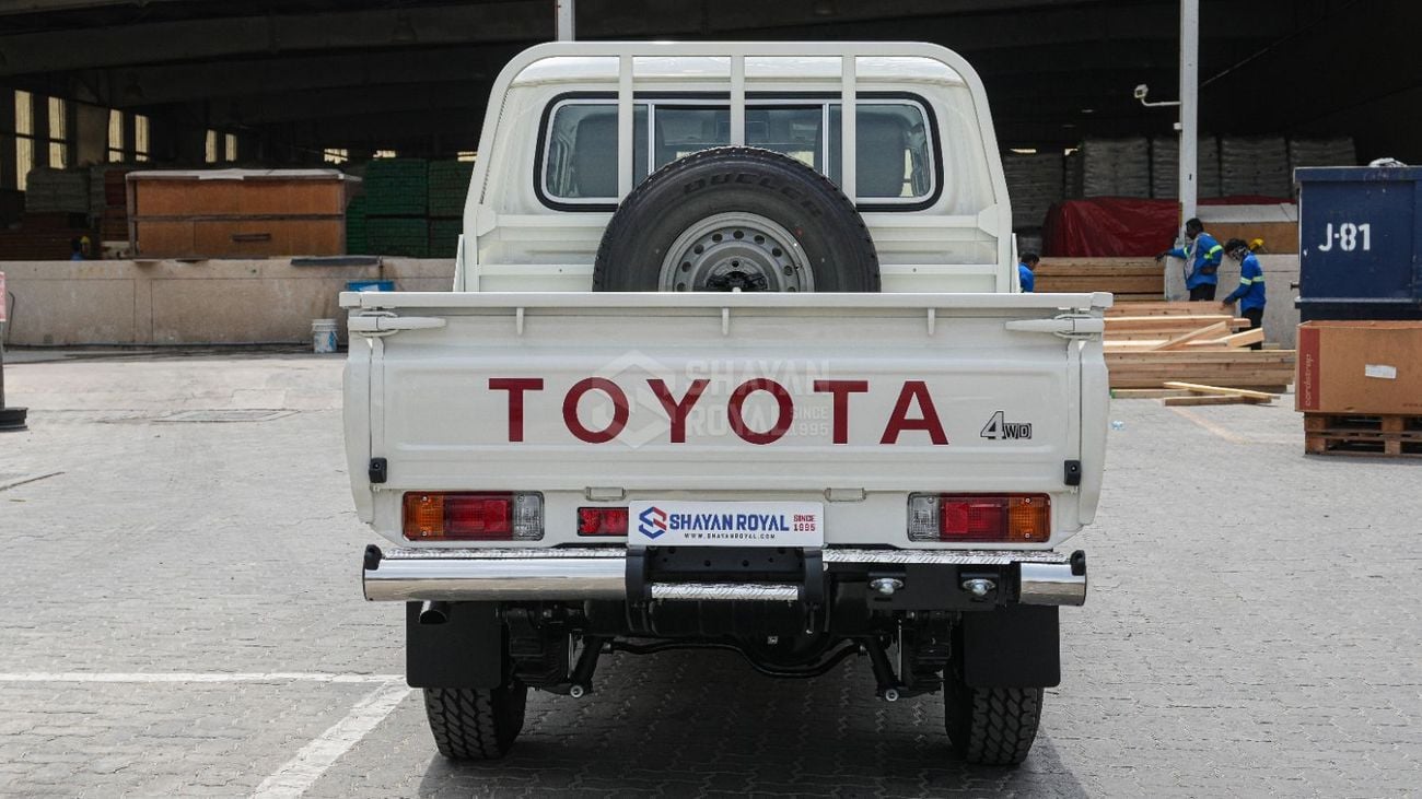 Toyota Land Cruiser Pick Up Standard_E LC79 2.8L DIESEL DC AT WITH DIFF_LOCK 2026MY