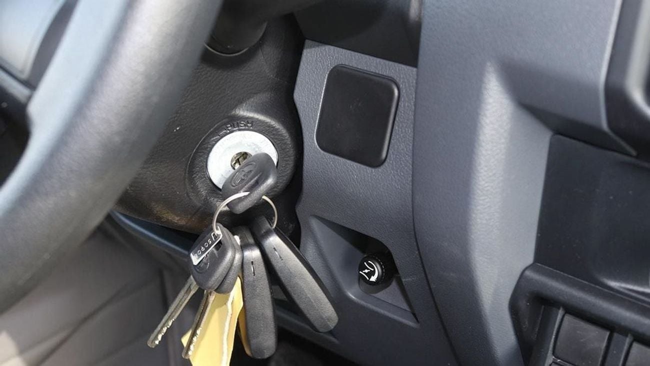 تويوتا لاند كروزر بيك آب LC79 4.2L Diesel 6-Cylinder 2025YM [Open Destination]