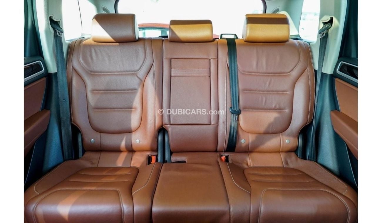 فولكس واجن طوارق SEL