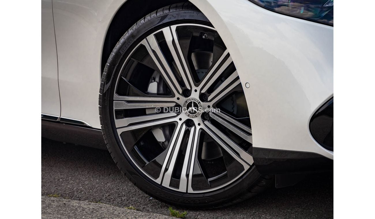 مرسيدس بنز EQS 450+ HYPER SCREEN RHD