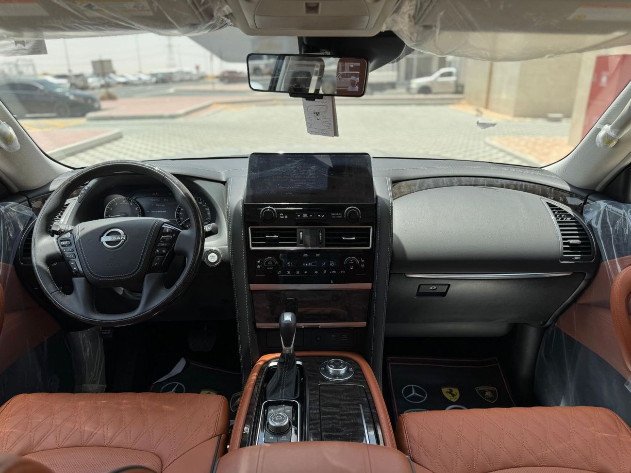 نيسان باترول نيسان باترول بلاتينيوم V8 موديل 2024 – رمادي | صفر كيلومتر | فل أوبشن