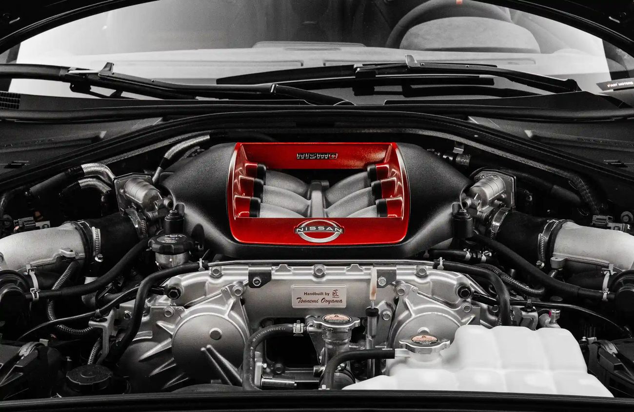 نيسان جي تي ار 3.8L V6 Twin-Turbocharged Engine