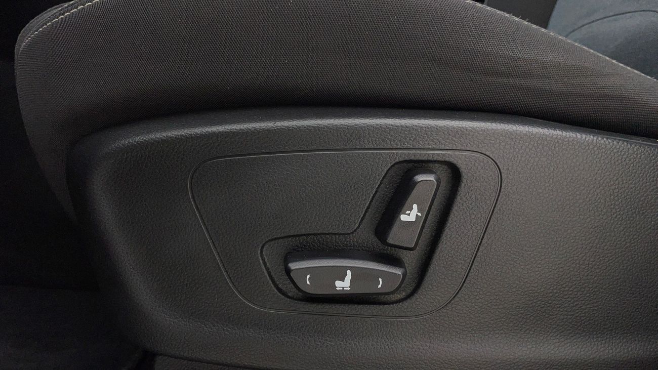 Chevrolet Captiva PREMIER 1.5 | Zero Down Payment | Home Test Drive