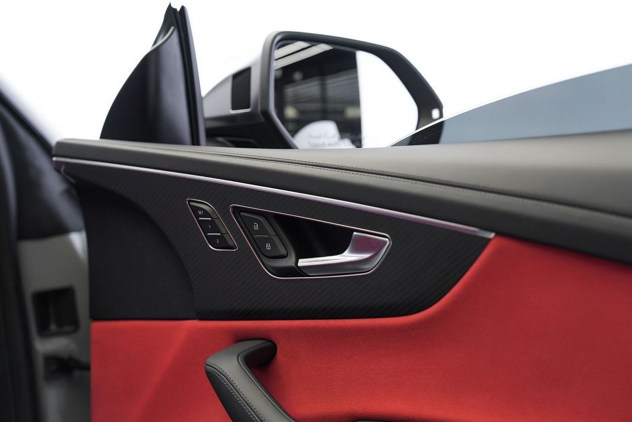 Audi RS Q8 TFSI quattro 4.0L