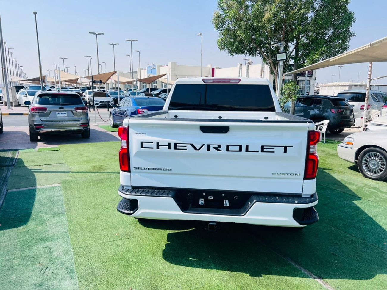 شيفروليه سيلفارادو Very clean car low mileage 4 cylinder turbo