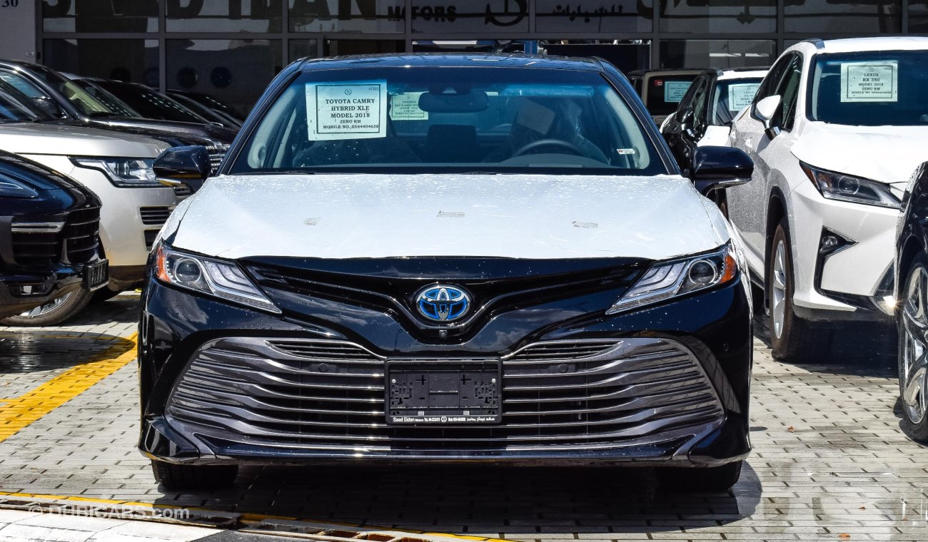 Toyota Camry XLE HYBRID