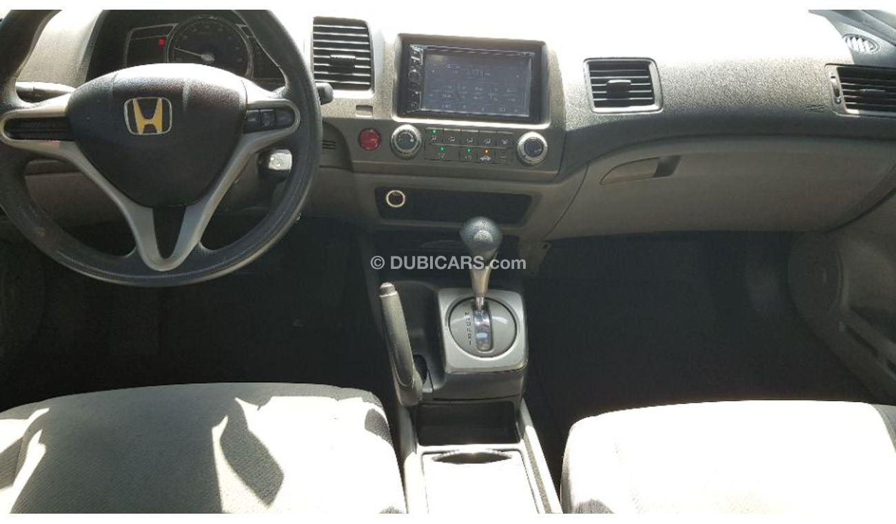 Honda Civic 2008 Gcc specs Full options sunroof DVD alloy wheels