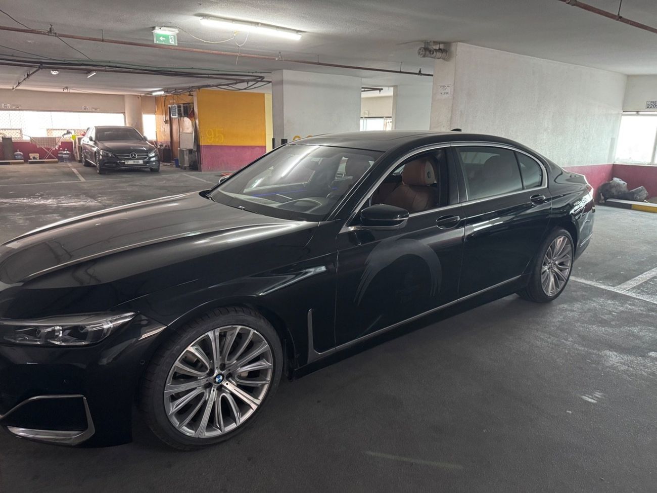 BMW 730Li Luxury M Sport Package 2.0L