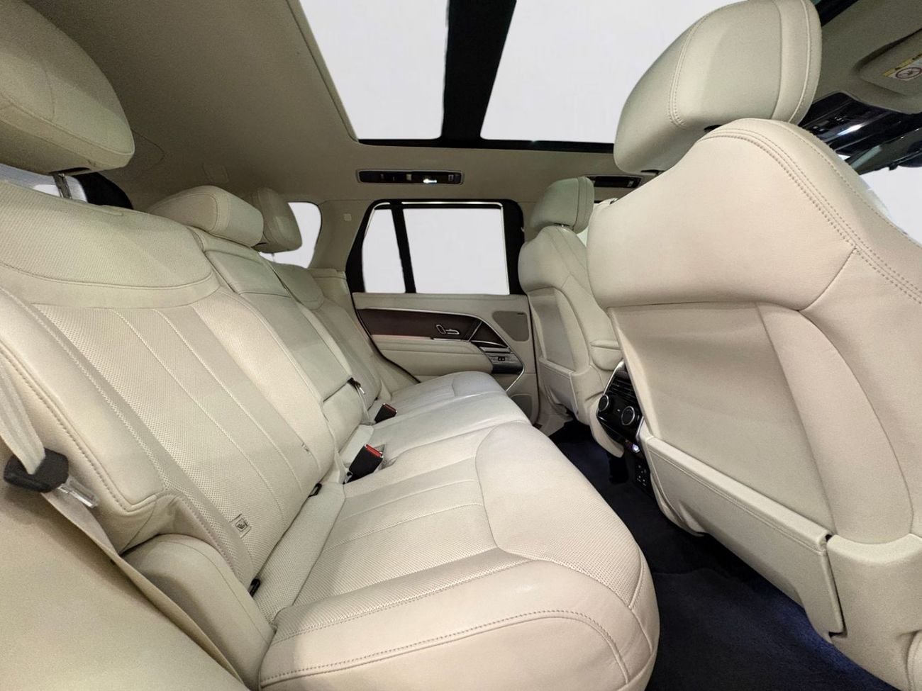 Land Rover Range Rover HSE P530 RANGE ROVER HSE P530 | AGENCY WARRANTY & FULL SERVICE HISTORY | 2023 | GCC SPECS