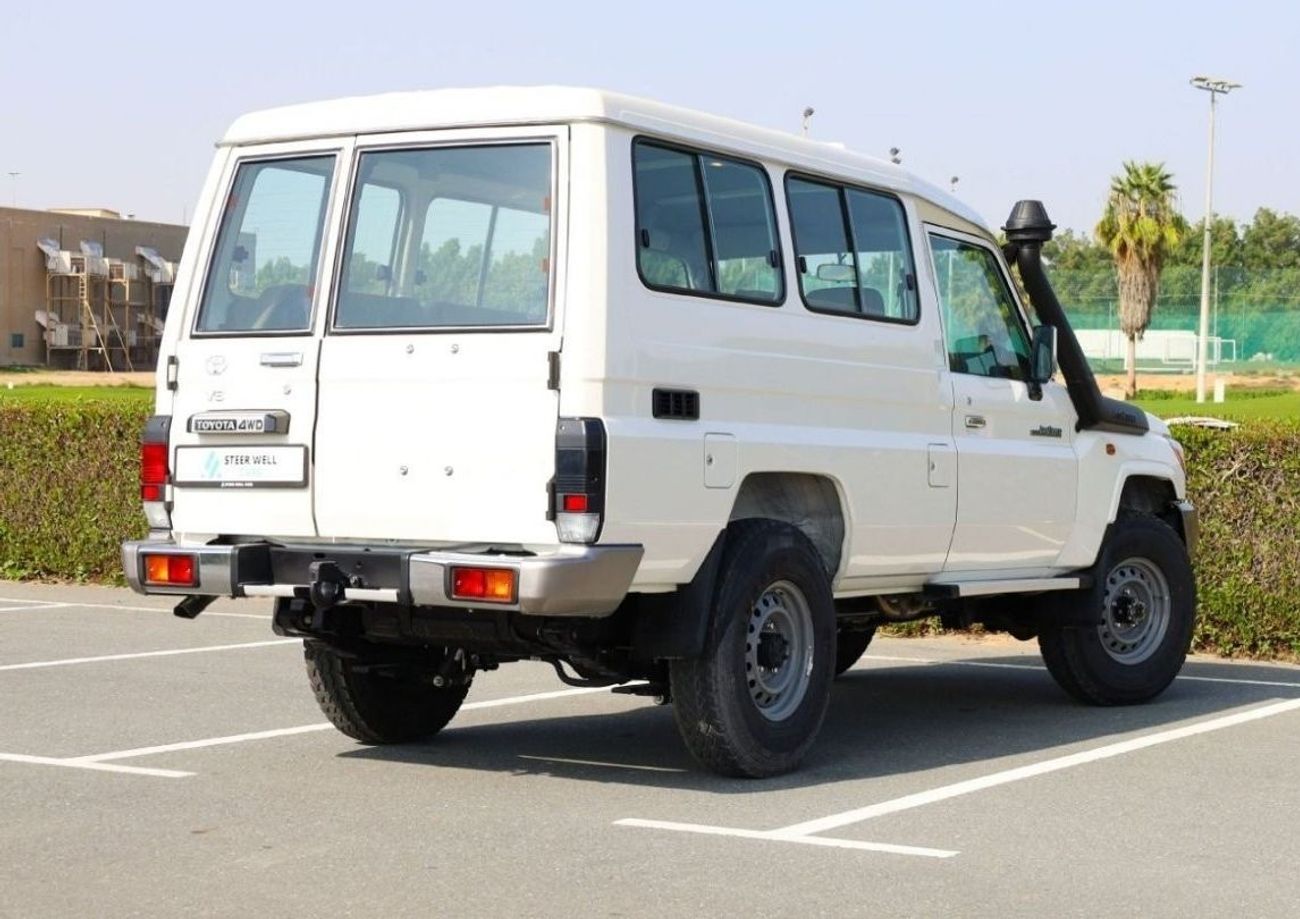 تويوتا لاند كروزر 70 LC 78 | 3 door | 4L V6 | Petrol | 4x4 | 2023