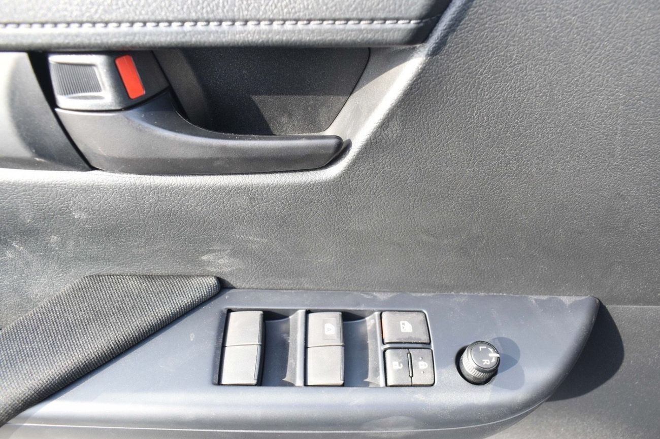 Toyota Hilux HILUX 2.4l  4x4 DIESEL MANUAL