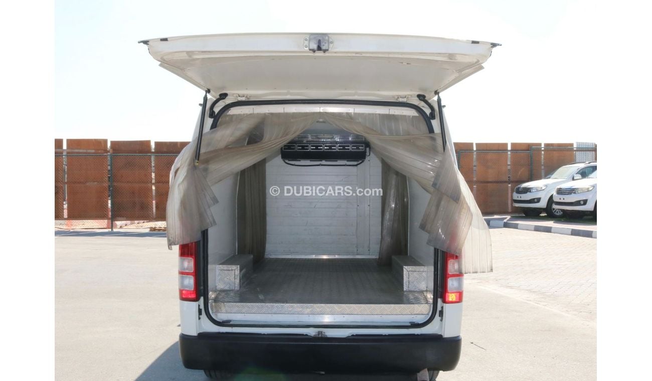 Toyota Hiace 2016 | CHILLER MULTI PURPOSE DELIVERY VAN WITH GCC SPECS AND EXCELLENT CONDITION