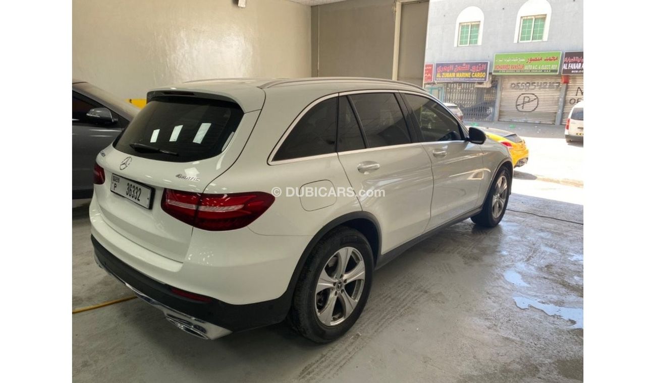 Mercedes-Benz GLC 220 d Mercedes Benz GLC220d 2018 2.4L turbo