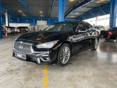 Infiniti Q50 Premium / Luxe | Guaranteed Warranty | 0 Down Payment