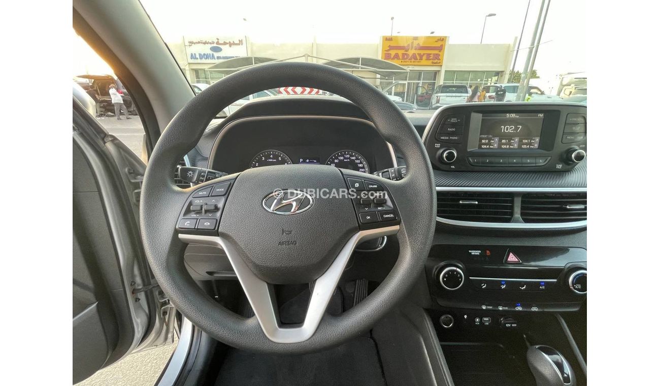 هيونداي توسون 2.0L هيونداي توسان 2019 خليجي بحالة ممتازة بدون حوادث