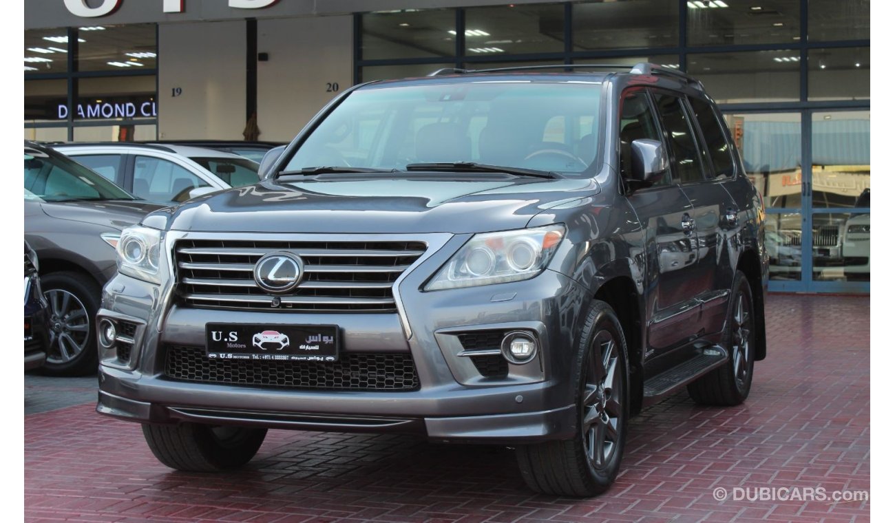 Lexus LX570 SPORTPLUS 2015 GCC SPECS FSH MINT IN CONDITION