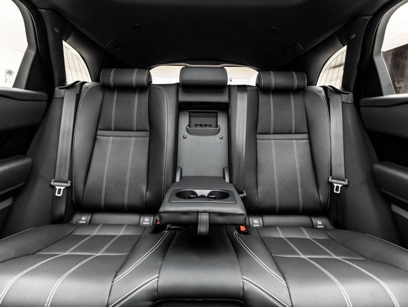 Land Rover Range Rover Velar P250 R-Dynamic 2.0L 2021 Range Rover Velar P250 R-Dynamic SE,  Al Tayer Warranty  Service Contract,