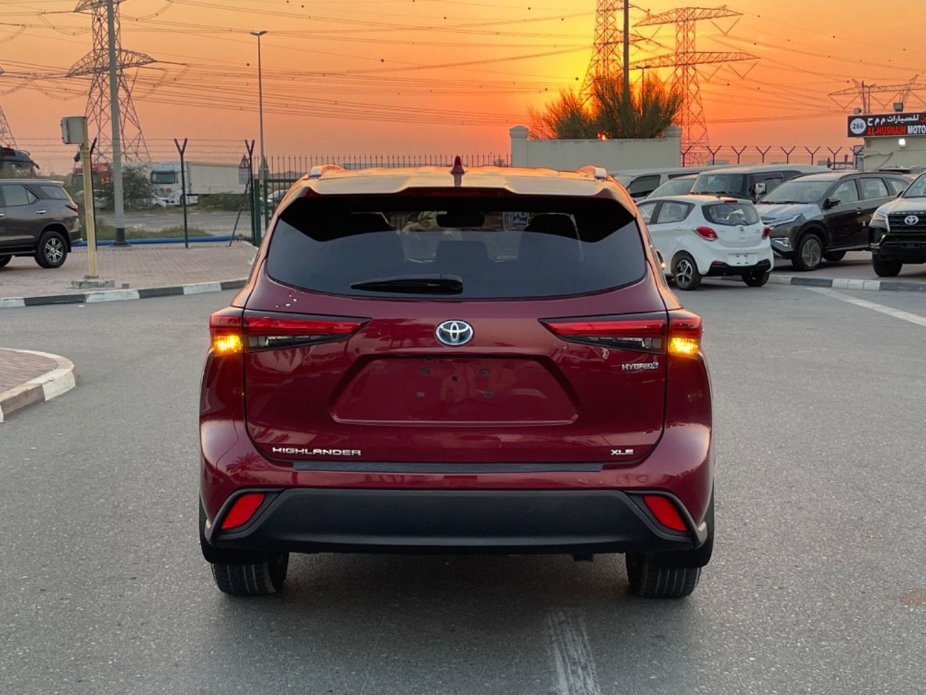 Toyota Highlander 2021 TOYOTA HIGHLANDER XLE HYBRID 4x4 IMPORTED FROM USA