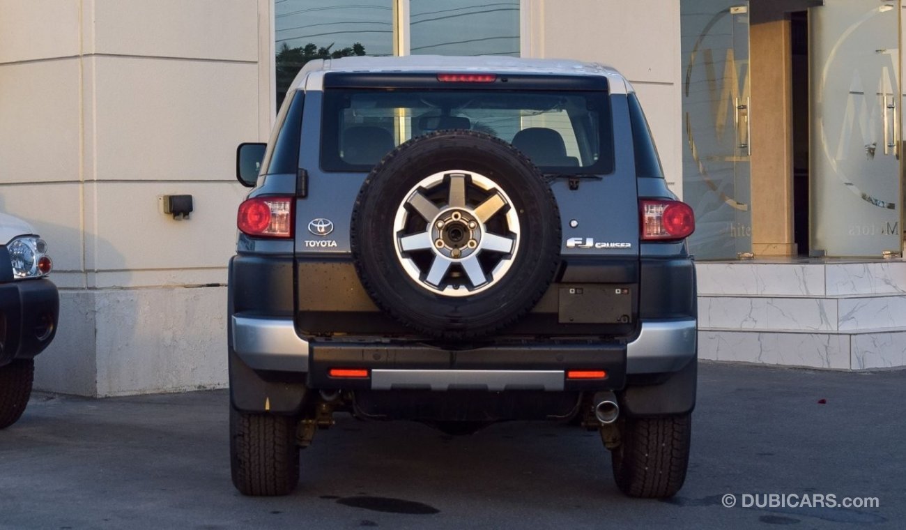 تويوتا إف جي كروزر FJ CRUISER