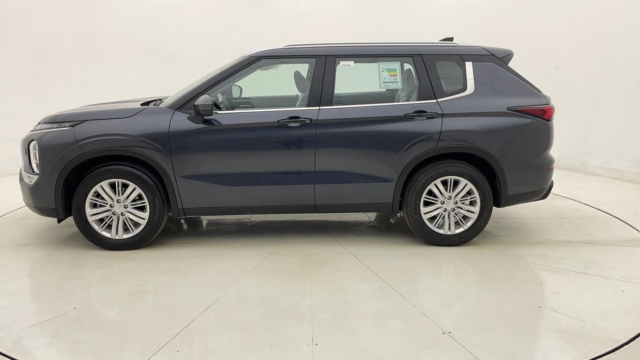 Mitsubishi Outlander MIDLINE PLUS 2.5 | Zero Down Payment | Home Test Drive