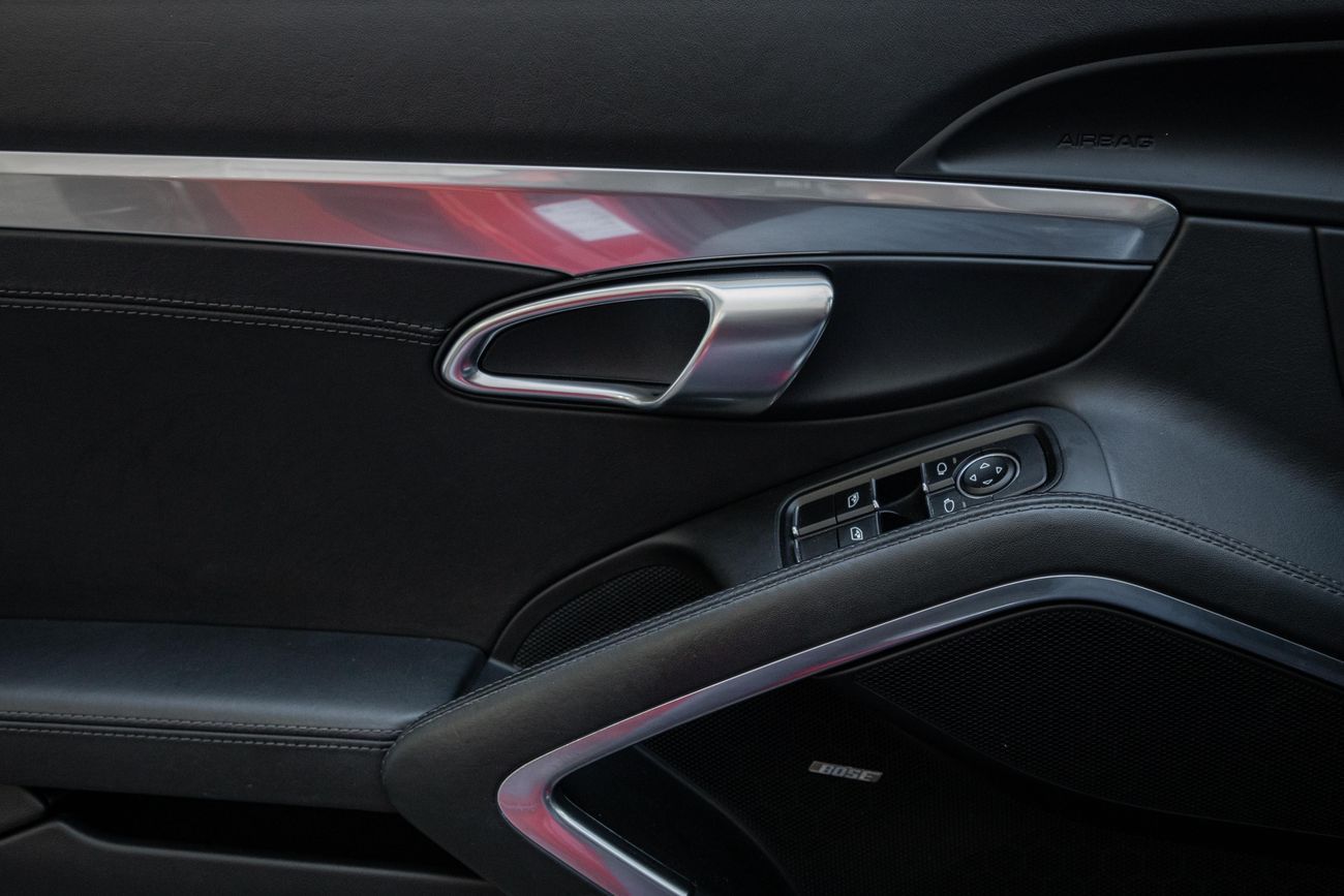 Porsche 718 Boxster Boxster S | 4,309 P.M | 0% Downpayment | Porsche warranty!