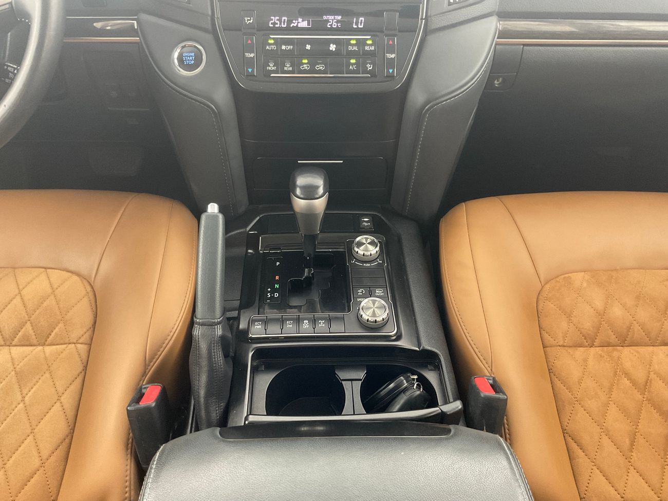 تويوتا لاند كروزر GXR GT | شامل الضمان | 0 ﺪﻔﻋﺓ ﺃﻮﻟﻯ