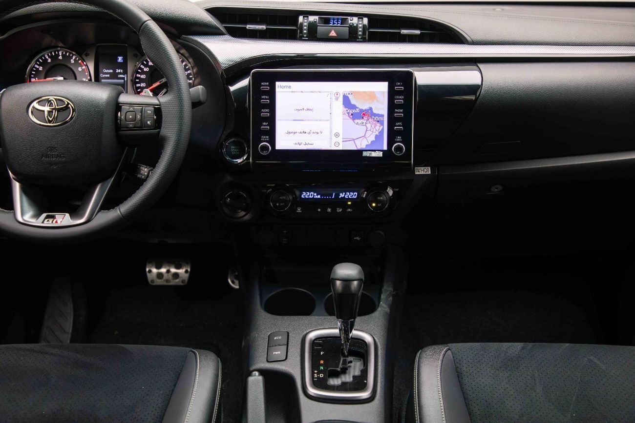 تويوتا هيلوكس 