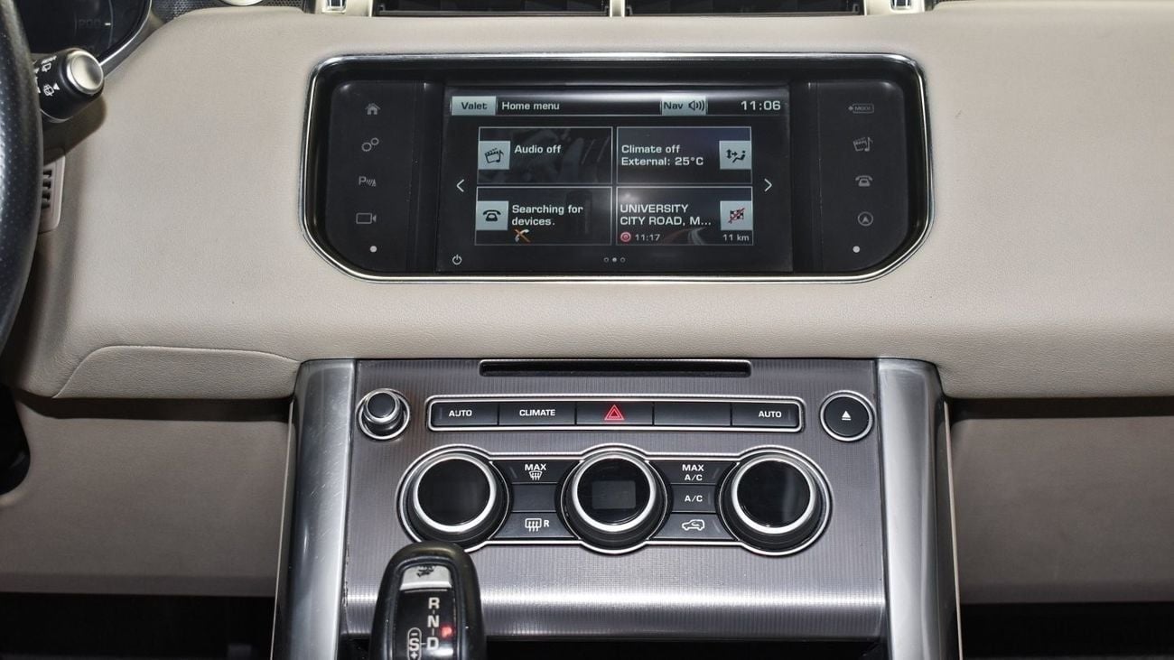 لاند روفر رينج روفر سبورت With Supercharged Badge