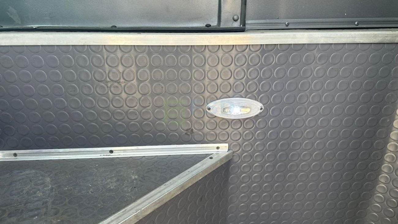 تاتا LPO 1618 TATA LPO 1618 AGILE BUS MY-2025