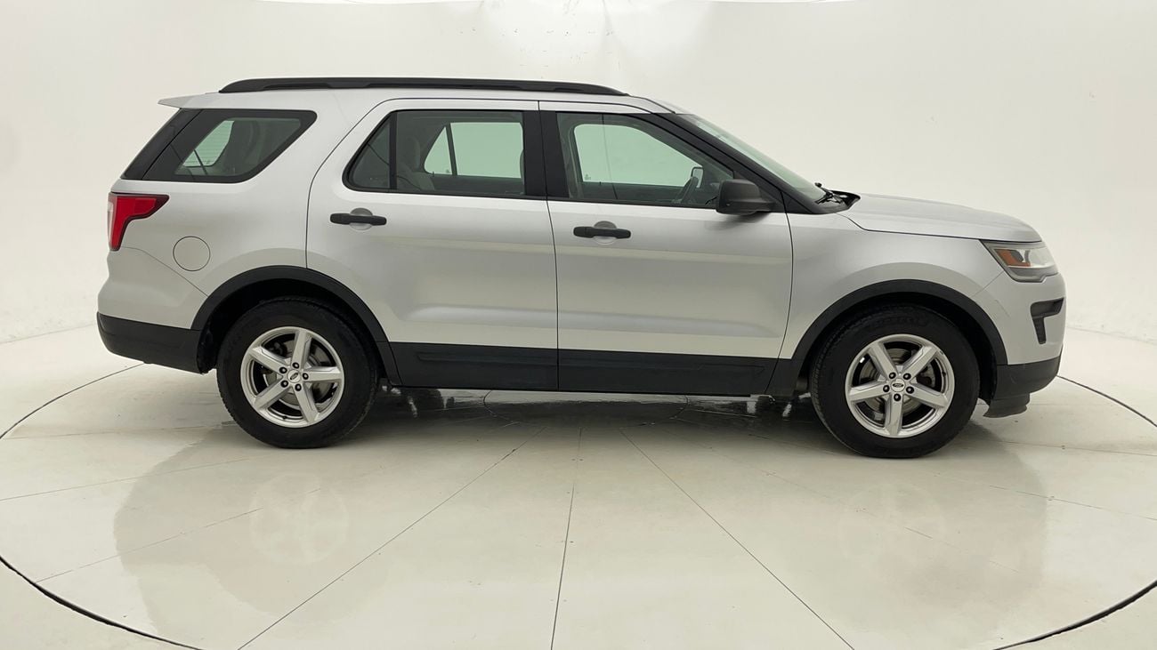 فورد إكسبلورر BASE FWD 3.5 | بدون دفعة مقدمة | اختبار قيادة مجاني للمنزل