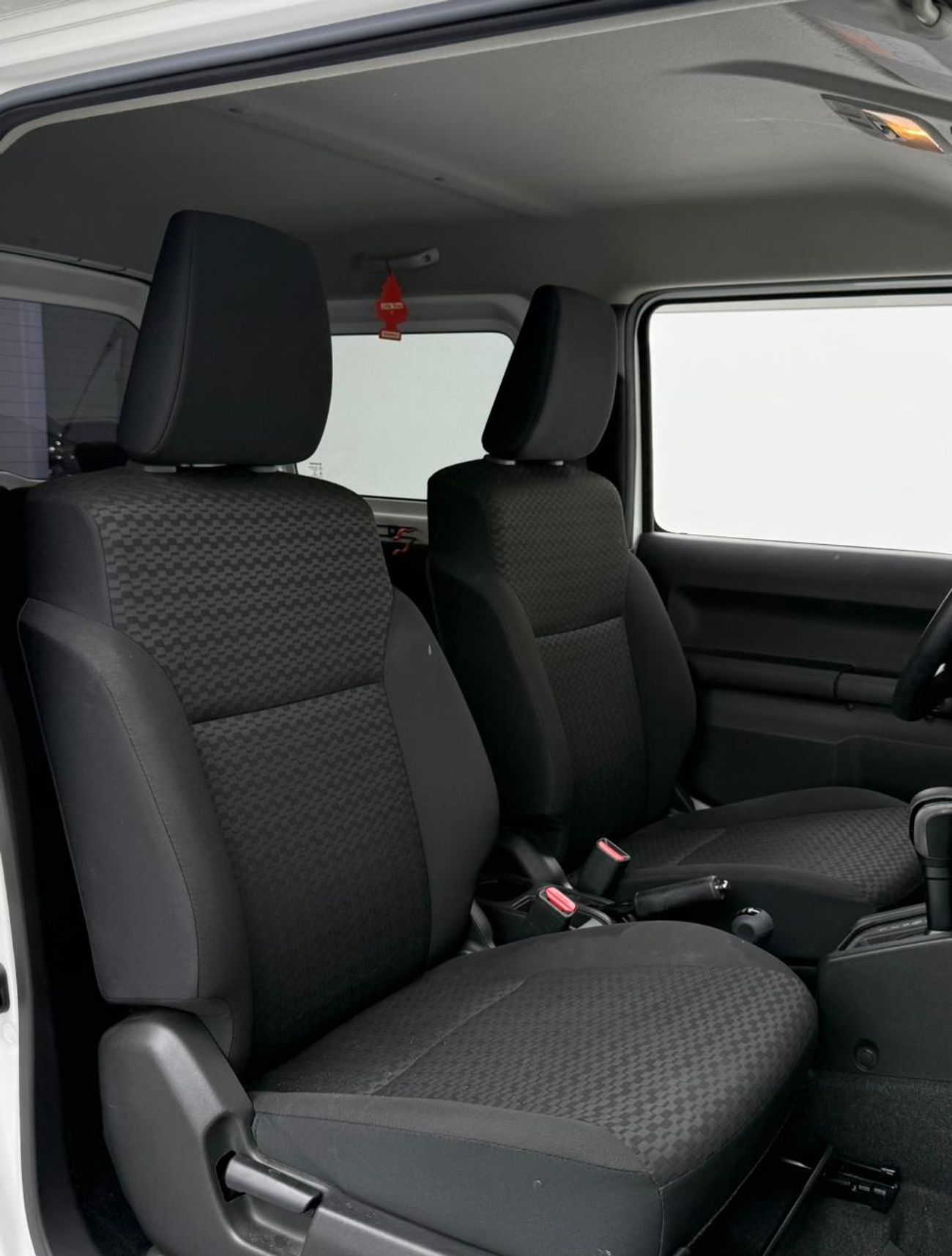 Suzuki Jimny GL 1.5L (3-Doors) 2022 Suzuki Jimny GL ,Warranty ,Full Service History ,GCC