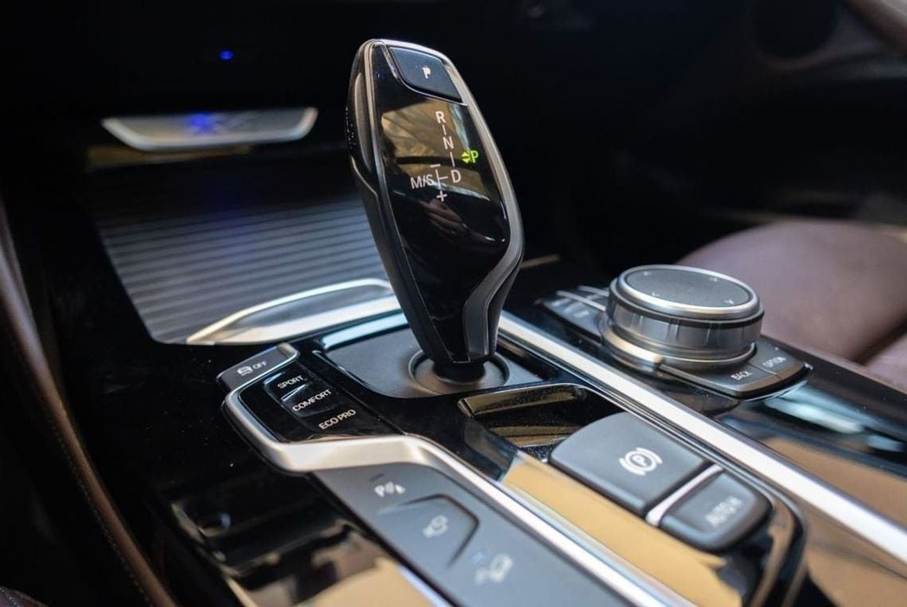 بي أم دبليو X4 xDrive 30i 2.0L BMW X4 xDrive30i 2020 GCC under Warranty with Flexible Down-Payment.