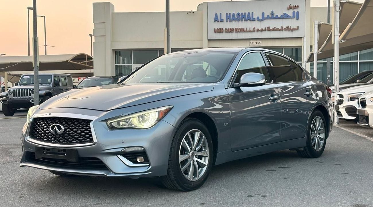 Infiniti Q50 Premium 3.0L (326 HP)