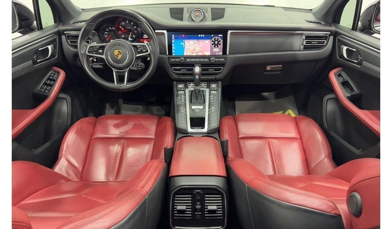 Porsche Macan Std 2.0L (260 HP) 2021 Porsche Macan, June 2026 Porsche Warranty + Service Pack, Sport Chrono Packag