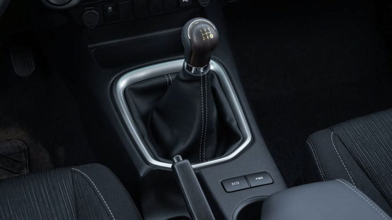 Toyota Hilux SR 2.7L