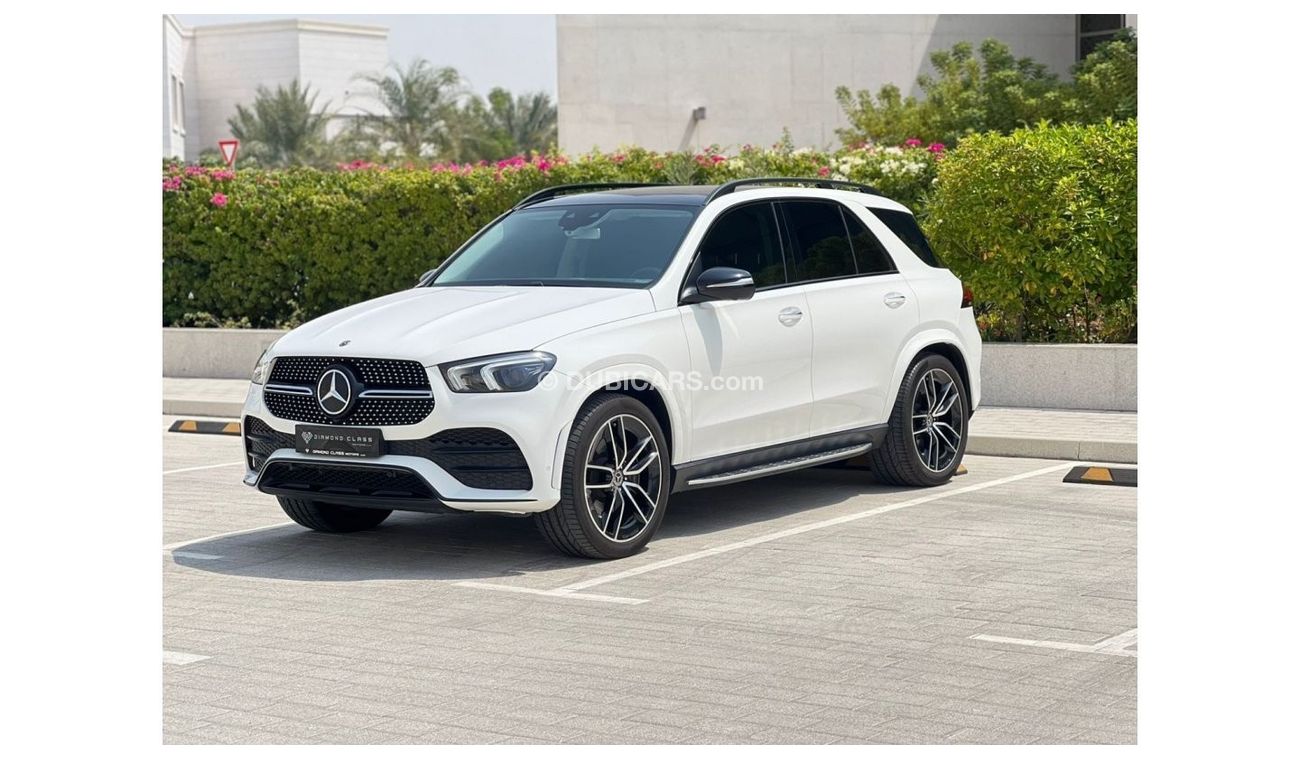 Mercedes-Benz GLE 450 AMG Mercedes GLE 450 AMG Panoramic V6  Head-up Display  2020 GCC Service Contract  Under Warranty