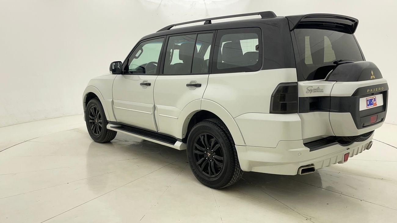 ميتسوبيشي باجيرو SIGNATURE EDITION 3.8 | بدون دفعة مقدمة | اختبار القيادة في المنزل