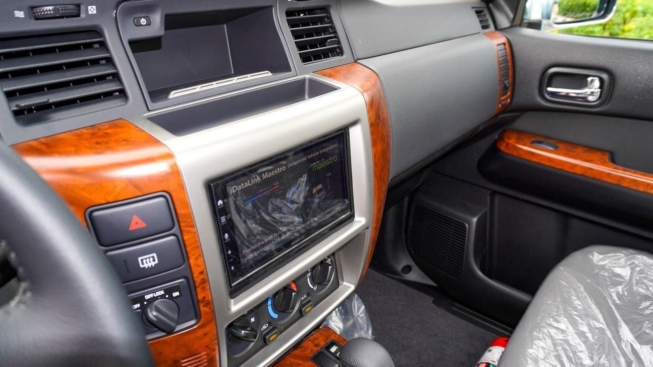 Nissan Patrol Safari Safari 4.8L A/T