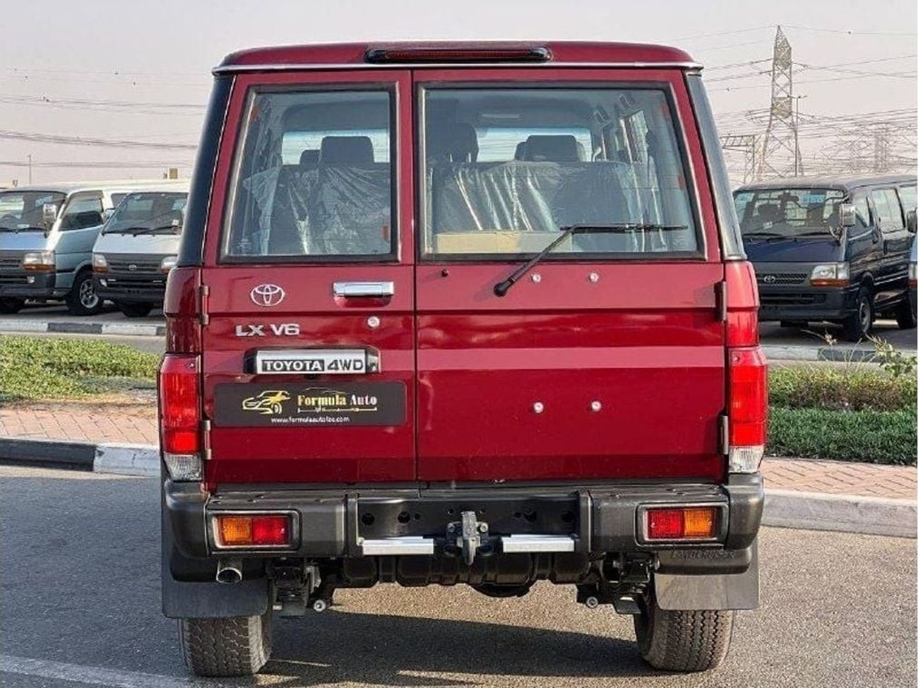 Toyota Land Cruiser 70 LC76 4.0L PTR M/T // 2024 // HIGH OPTION WITH DVD & BACK CAMERA , POWER WINDOWS , COOL BOX // SPECIA