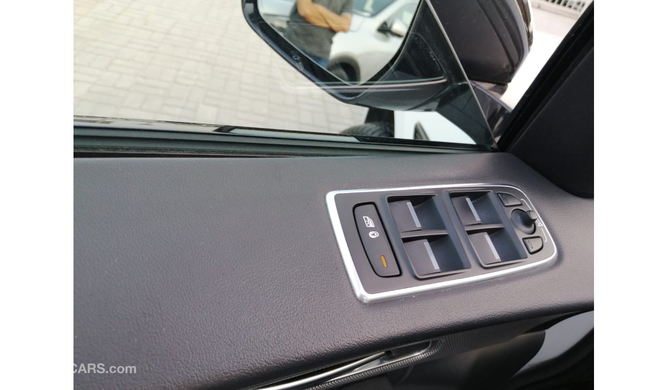 جاكوار F بيس جاكوار  F PACE 2018