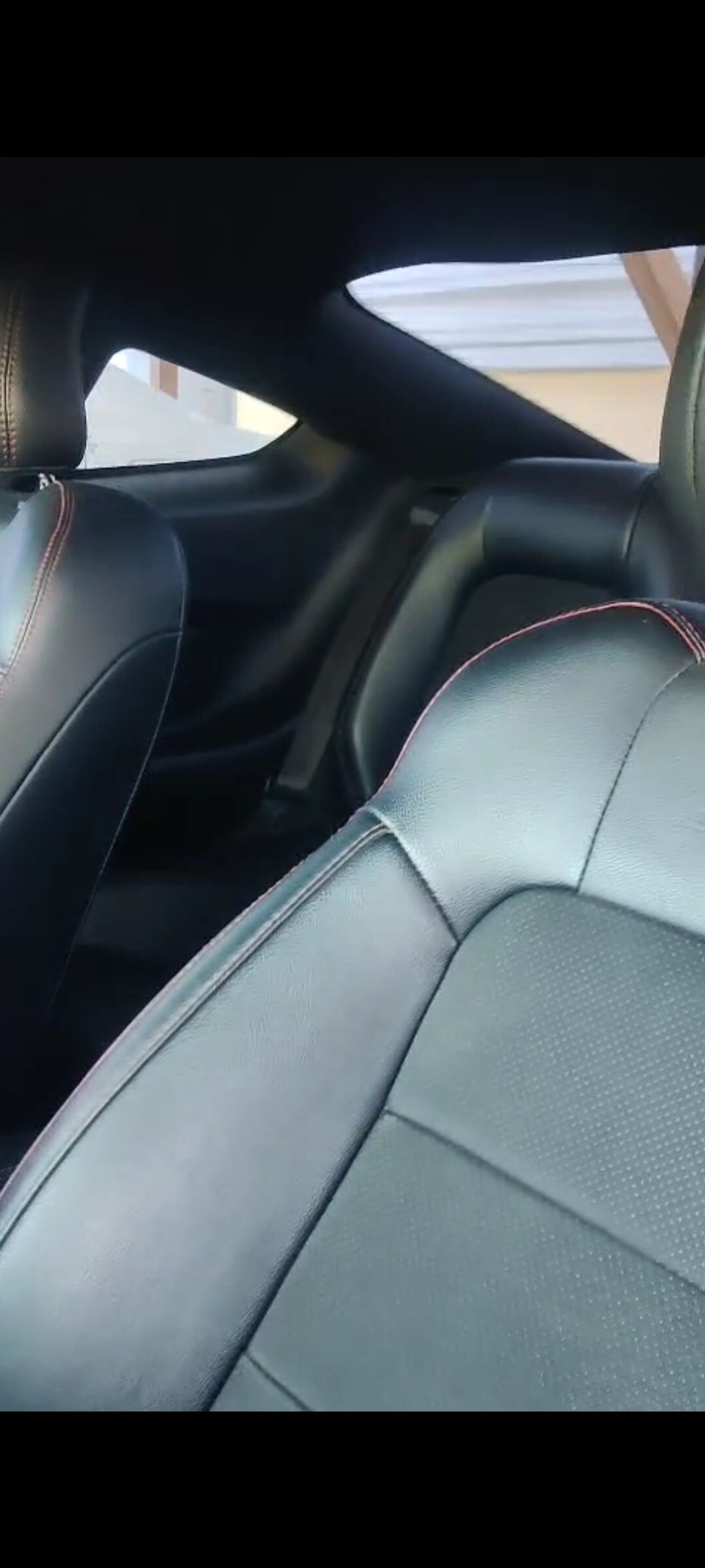 Ford Mustang GT Premium 5.0L V8