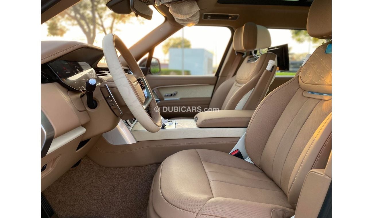 لاند روفر رينج روفر GCC SPEC UNDER WARRANTY AND SERVICE CONTRACT