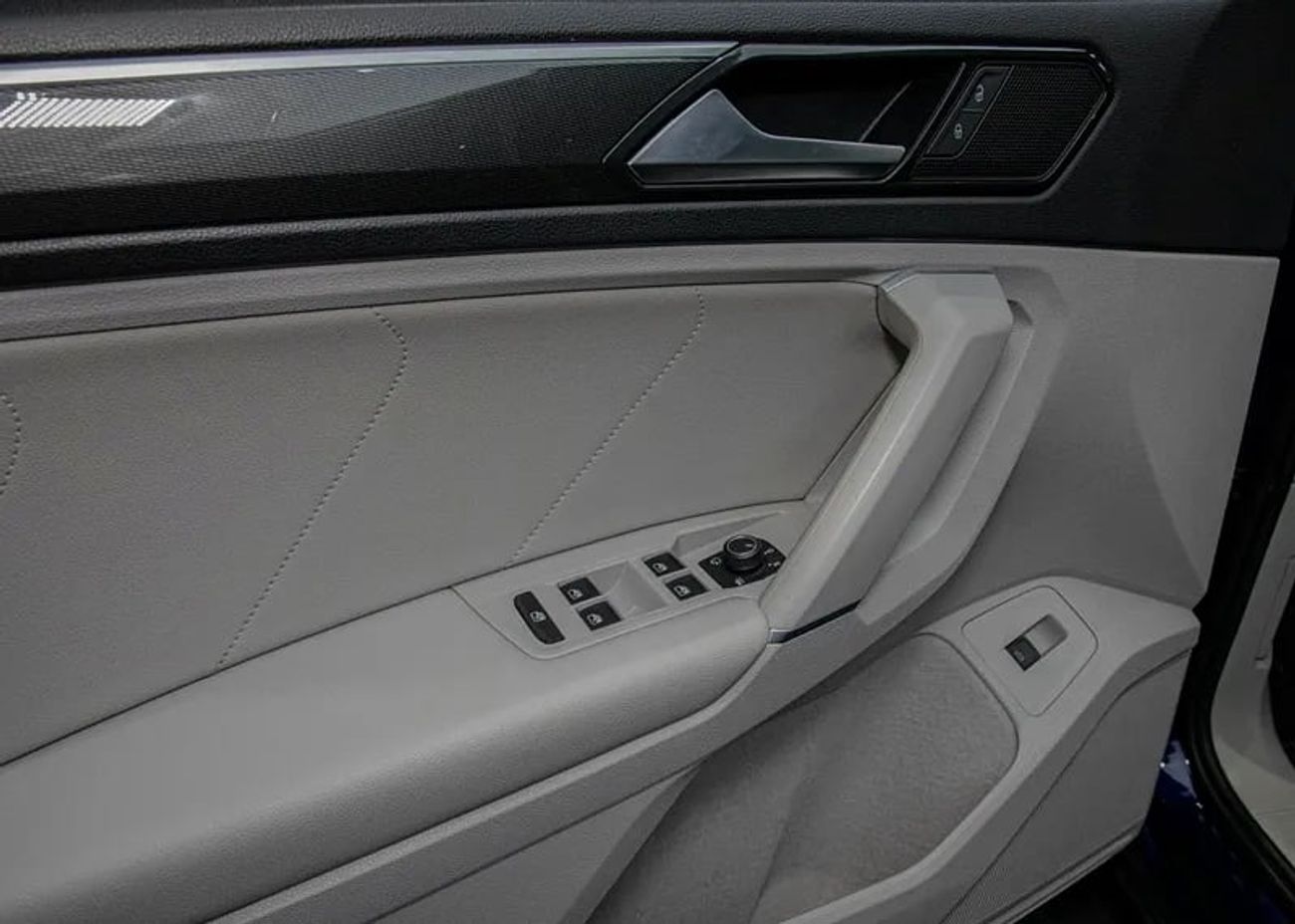 فولكس واجن تيجوان SEL 2.0L