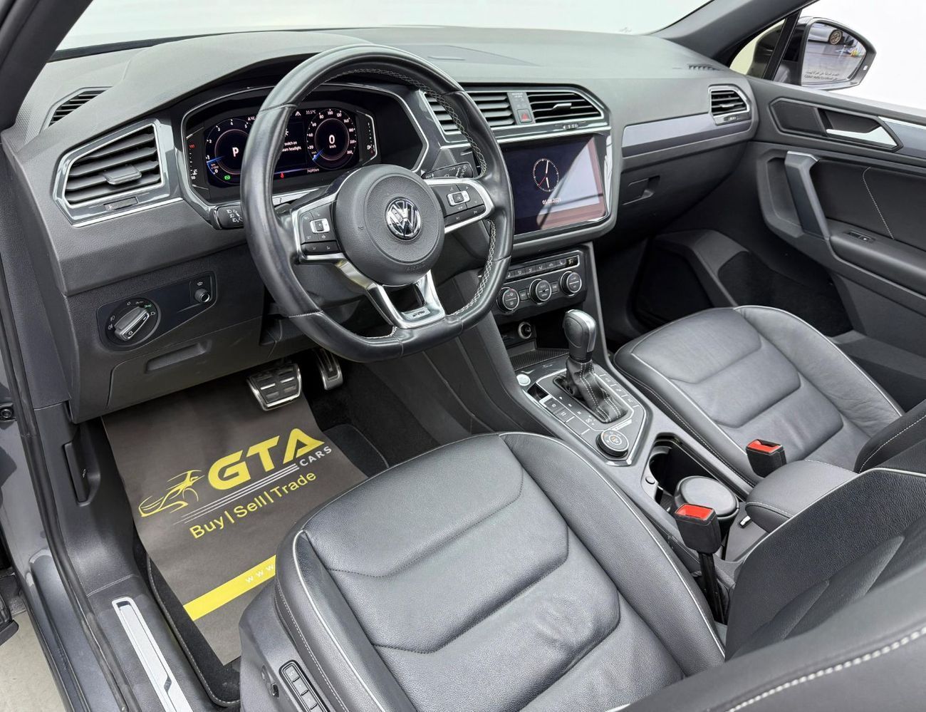 فولكس واجن تيجوان R-Line 2.0L 2020 Volkswagen Tiguan R-Line, Warranty, Full VW Service History, Excellent Condition, G