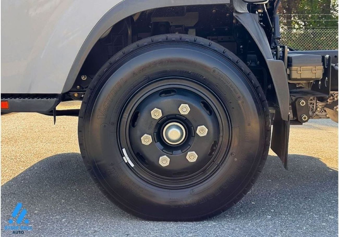 إيسوزو NPR Reward 3.0L RWD 4 Ton Long Chassis / Reliable Performance / Book Now!