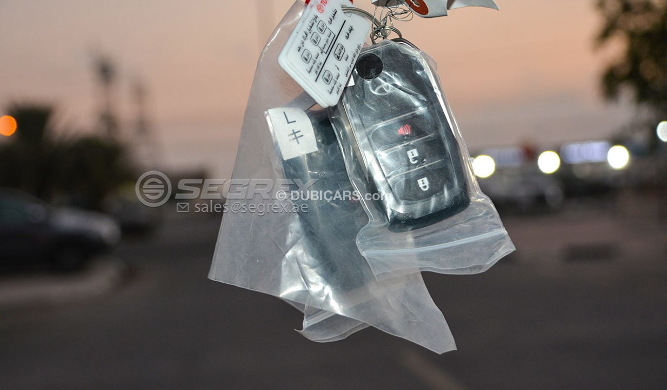 Toyota Land Cruiser LC200 4.5 GXR WITH KDSS & Rear DVD, Moquette, Remote Start